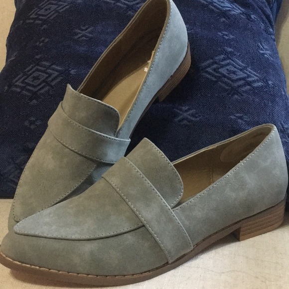NEVER WORN- grey loafers - Picture 1 of 5